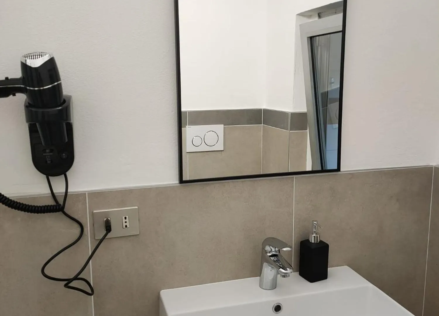 Nido Stazione III Apartment Bergamo 0*,